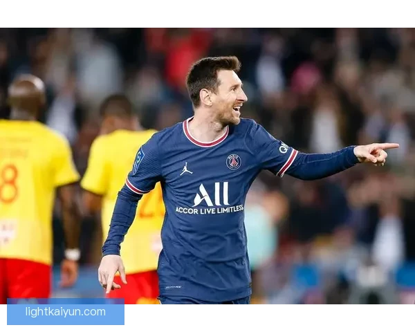 梅西在巴黎圣日耳曼的辉煌岁月再续传奇，法甲新王者的地位备受期待