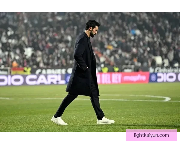 巴尔韦德在伯纳乌的表现稳健，逐渐奠定传奇地位